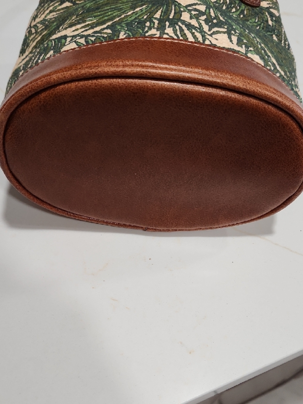 Liz Claiborne Green Palm Print Straw Shoulder Bag with Brown Trim - Picture 3 of 7